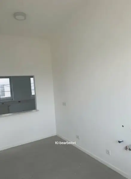 Vollsanierte Gewerbefläche 682m²  28 Stellplätze, LKW Einfahrt  perfekt für Ihr Business!