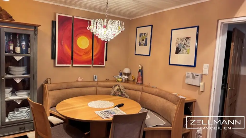 Einfamilienhaus mit Terrasse, Gartenidylle & herrlichem Dachblick | ZELLMANN IMMOBILIEN