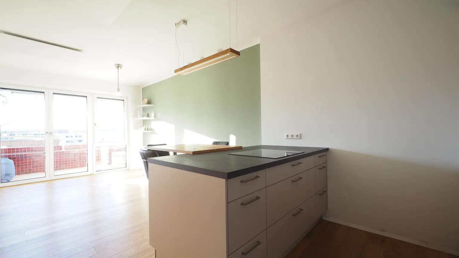 8600 Bruck/Mur - Sonnenwohnung im obersten Stockwerk mit Loggia