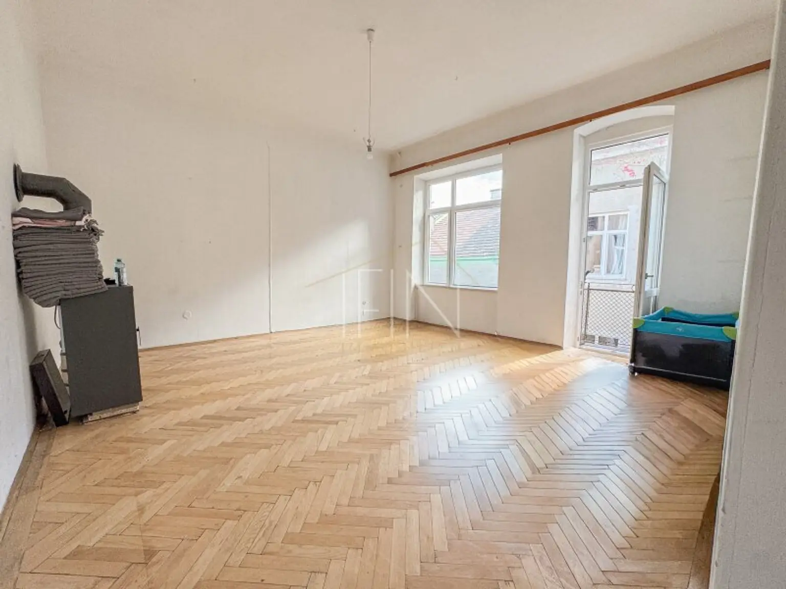 Sanierungsobjekt mit Potenzial in beliebter Lage des 4. Bezirks!