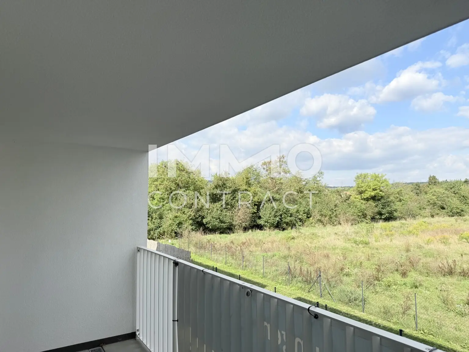 EDI N° 7 - Erstbezug- 2 Zimmer - Wohnung mit Loggia