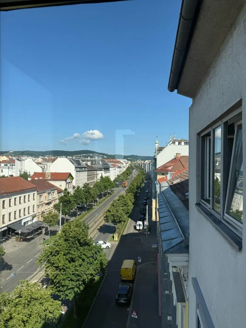 "mit Blick zum Wilhelminenberg"