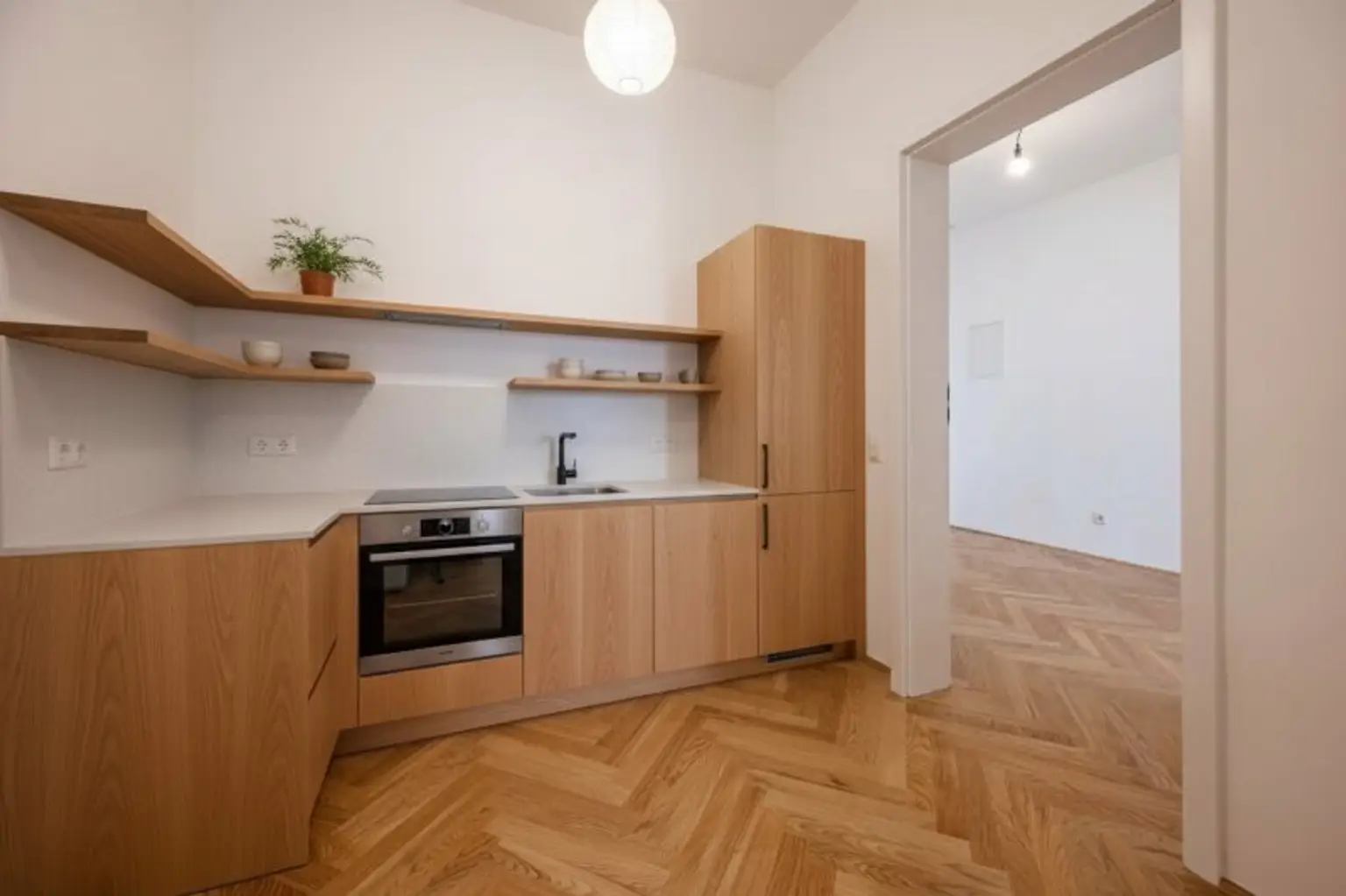 ++NEU++ Großartige 2-Zimmer ALTBAU-WOHNUNG (Erstbezug) mit getrennter Küche in sehr guter Lage!!!