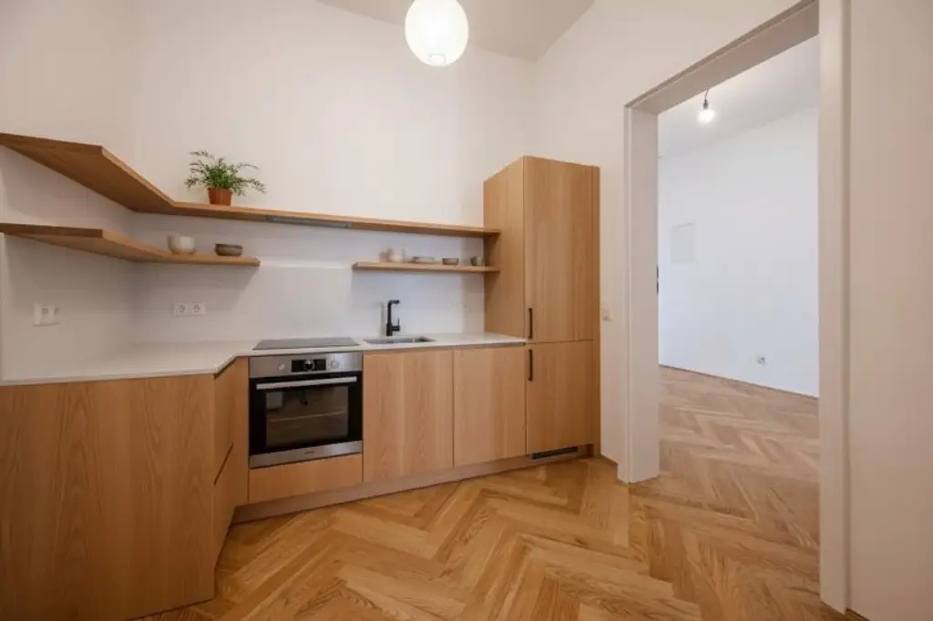 ++NEU++ Großartige 2-Zimmer ALTBAU-WOHNUNG (Erstbezug) mit getrennter Küche in sehr guter Lage!!!