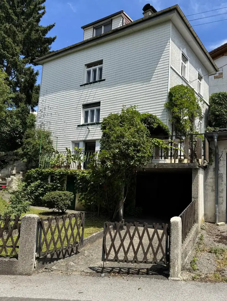 Charmantes Stadthaus in ruhiger Lage mit Potential