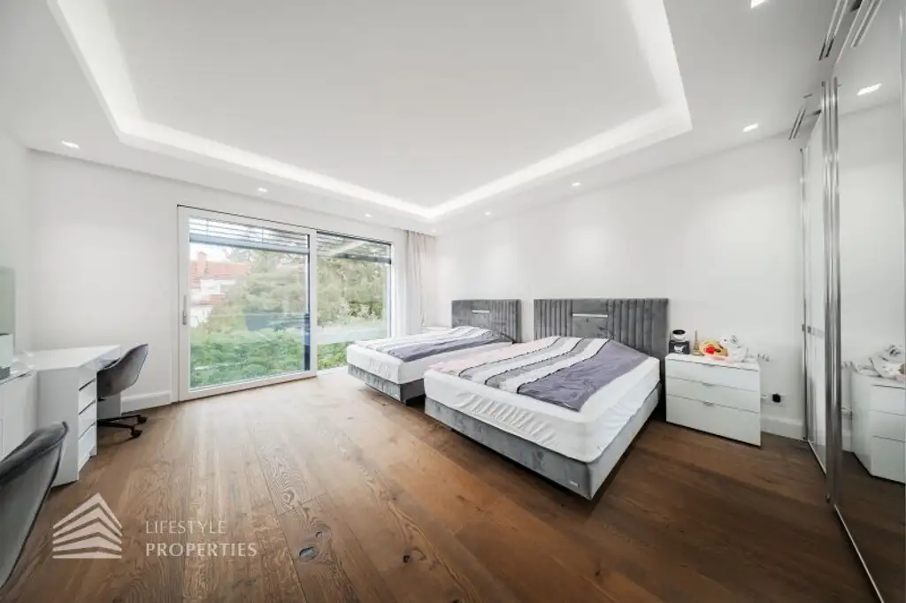 Grandiose Luxusvilla mit Pool - Ihr Rückzugsort Nähe Wienerberg