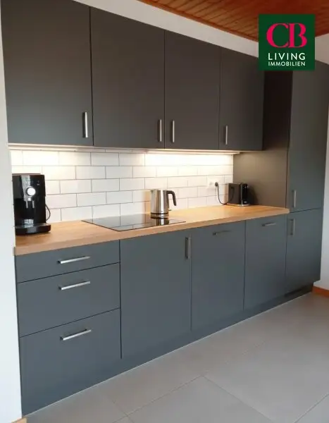 HAUS IN SEHR GUTER LAGE MIT VIEL POTENZIAL !!