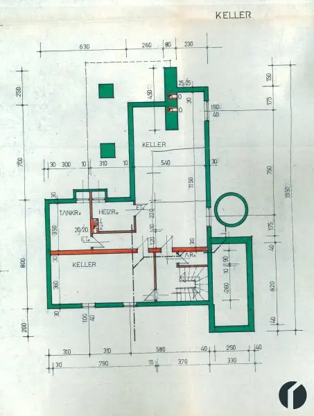Einfamilienhaus mit Sanierungsbedarf in ruhiger Lage