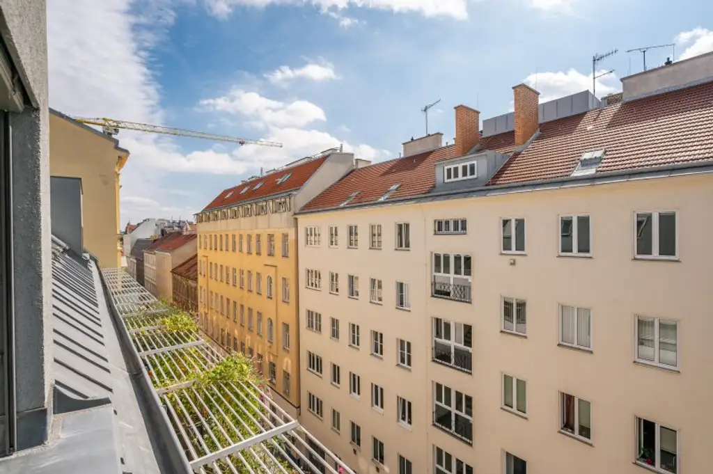 ++NEU++ Fantastisch aufgeteilte 4 Zimmer DG-Wohnung in absoluter Bestlage des 09. Bezirks - Viktor Frankl Park / Mariannengasse. +++ Dachterrasse! ++++