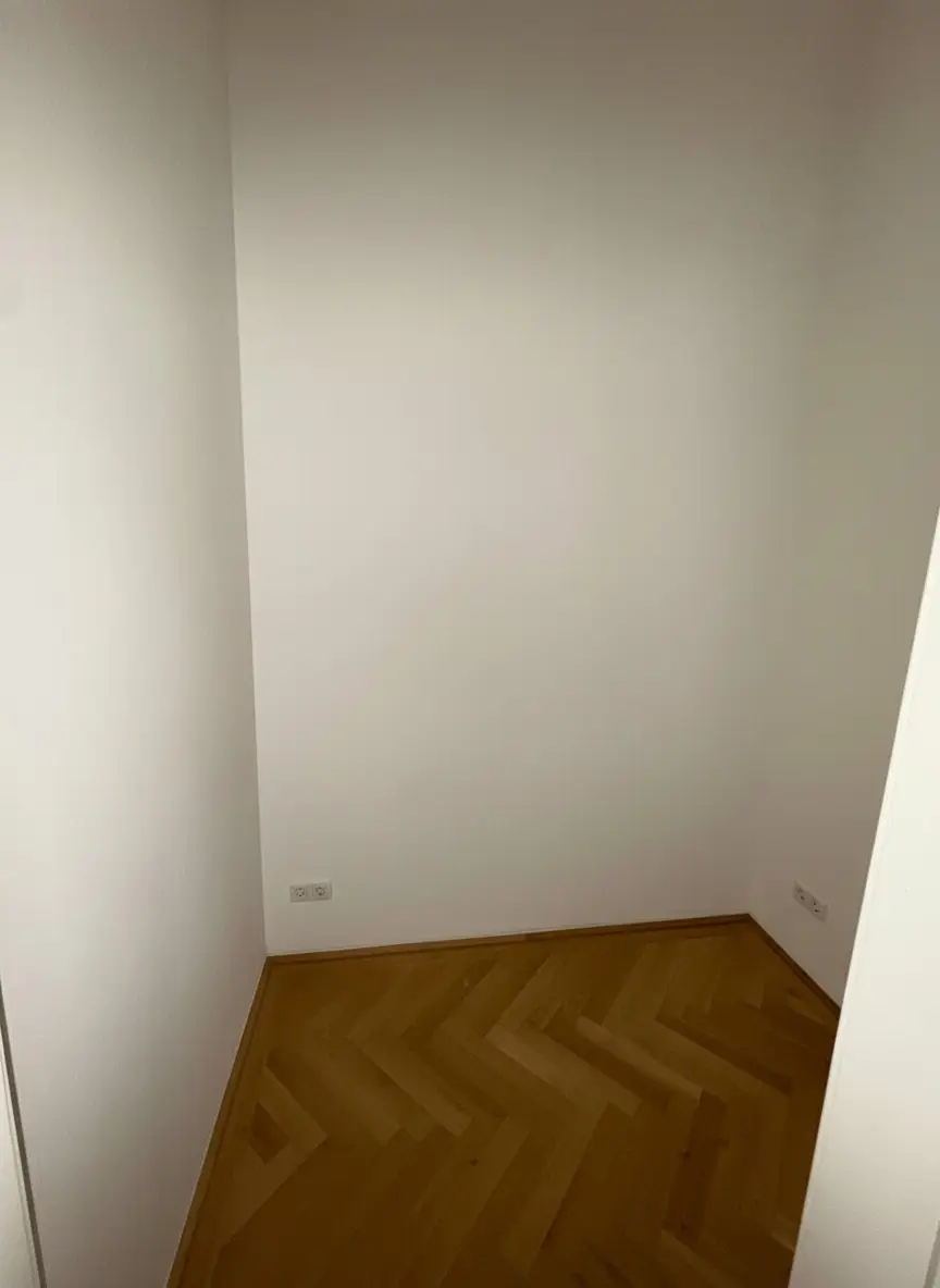 Charmantes, ansprechendes Apartment in zentraler Lage des 8. Bezirks mit zwei kleinen Balkonen