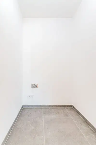 Erstbezug! Großzügige 3-Zimmer-Wohnung mit 2 Terrassen inkl. Stellplatz zu vermieten!