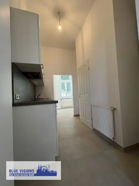Gemütliche 2-Zimmer-Wohnung mit Mini-Balkon in 1130 Wien – Ihr neues Zuhause wartet!