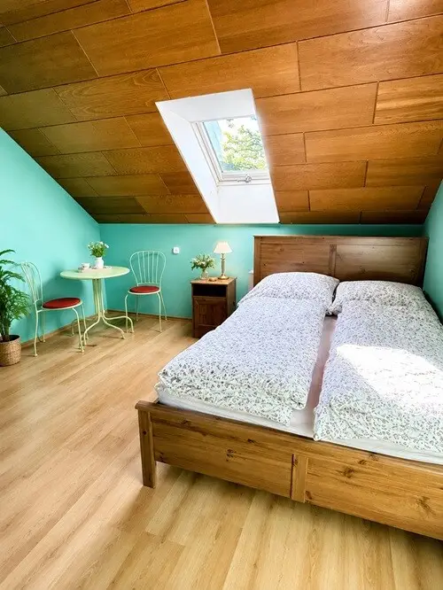 Schlafzimmer - DG