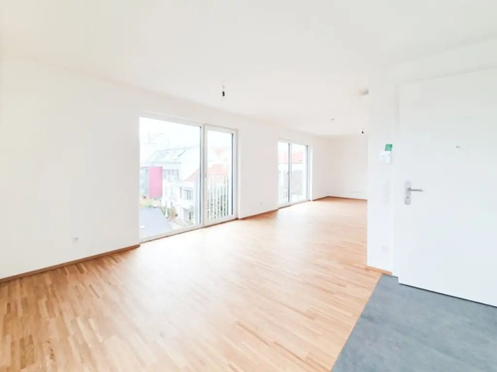 Hochwertige DG-Wohnung mit 3 Terrassen in der Staudgasse