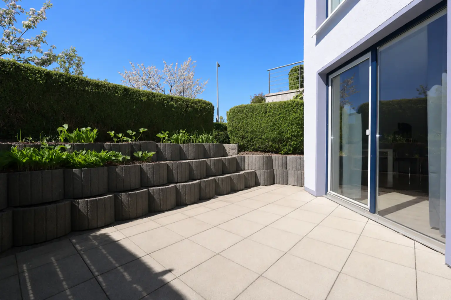 Terrasse-Einliegerwohnung