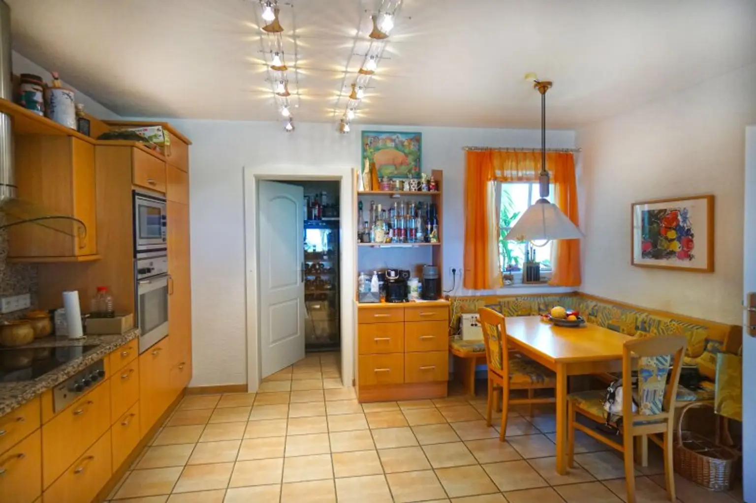 Einmalig! Stilvolle Premium-Residenz mit altem Weinhaus am Neusiedler See