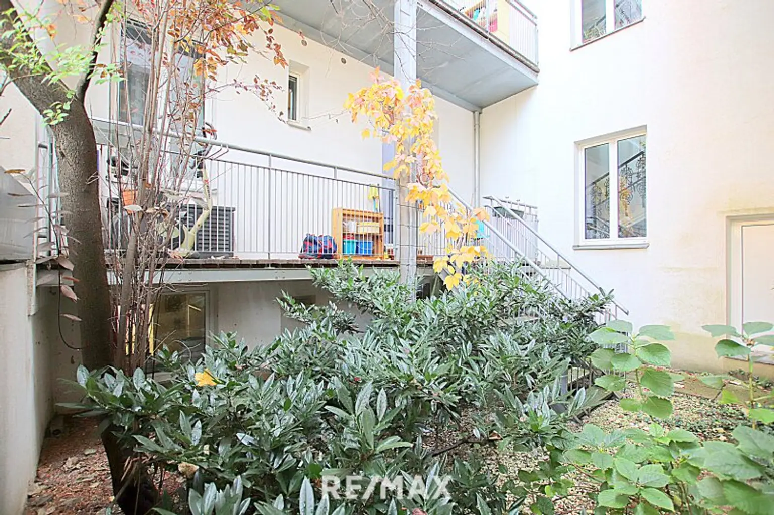Nette Altbau 3-Zimmer Wohnung mit Balkon und Eigengarten in zentraler Lage in Penzing, sehr gute Infrastruktur!