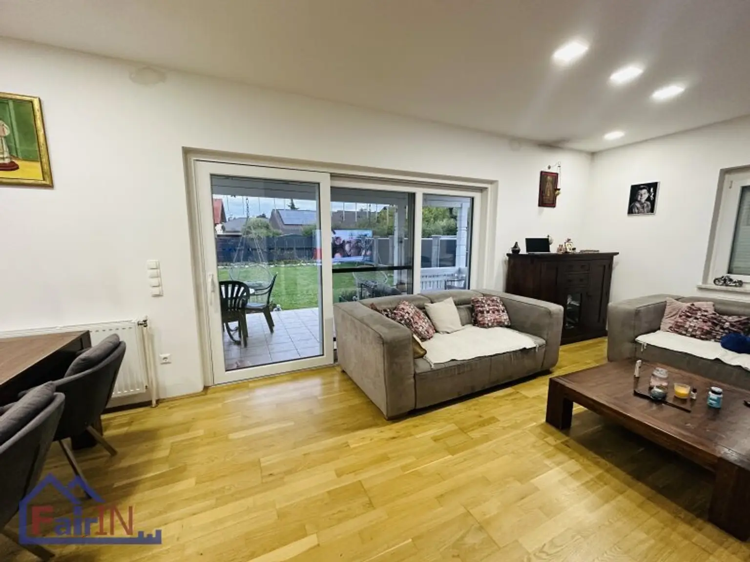 Traumhaus in Sollenau: Gepflegtes 140m² Heim mit Garten, Garage!