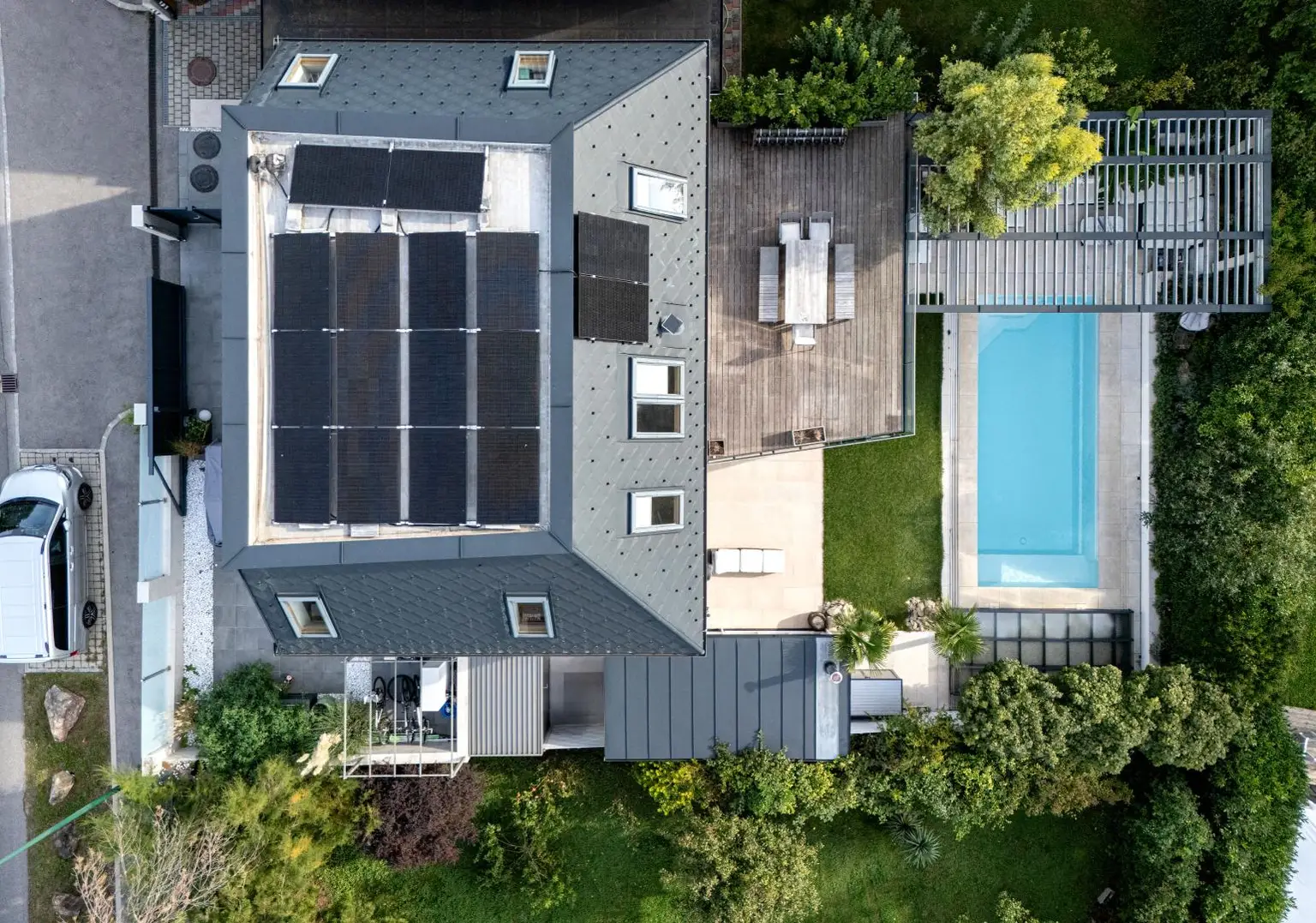 Abgebergestützt PROVISIONSFREI für den KÄUFER! - "Neubauvilla an der Weinstraße!"