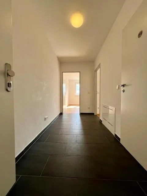Lichtdurchflutete 2-Zimmer-Wohnung mit Dachterrasse - verfügbar ab Oktober 2025