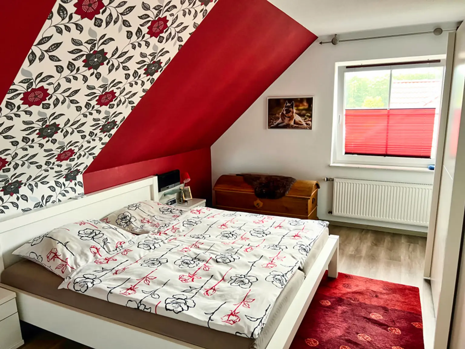 In toller Waldrandlage! TOP-gepflegtes Einfamilienhaus in Rastdorf!