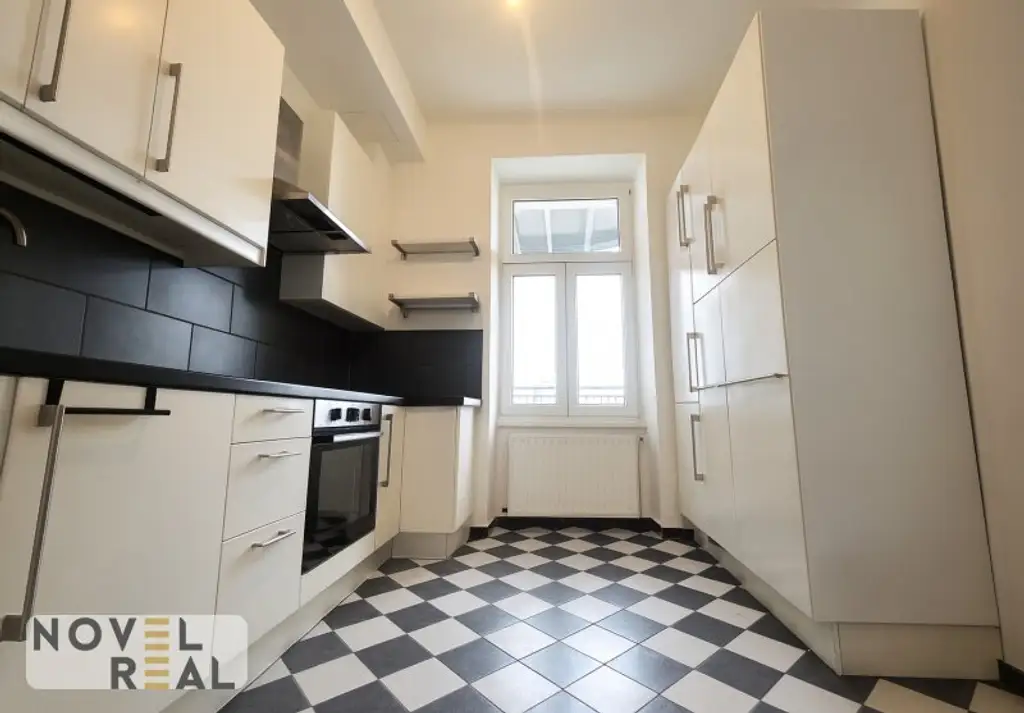 Wunderschöne  2,5-Zimmer-Wohnung! Ausgezeichnete Lage!