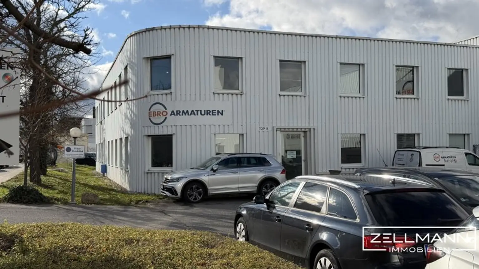 Bürofläche mit Lager und Parkplätzen in Gewerbeobjekt | ZELLMANN IMMOBILIEN