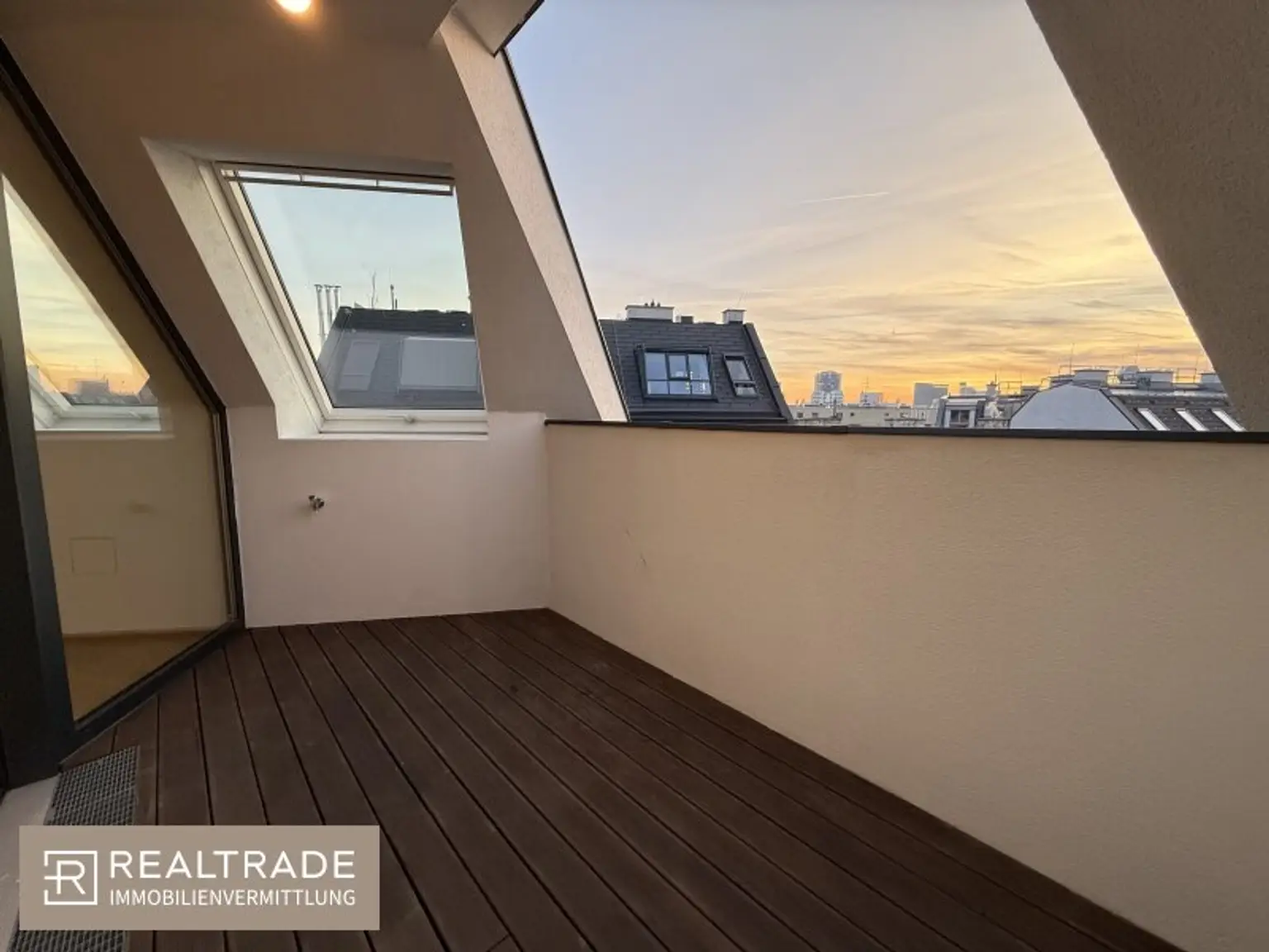 !!! NEU !!! Erstbezug DG-Wohnungen nähe Heinestraße