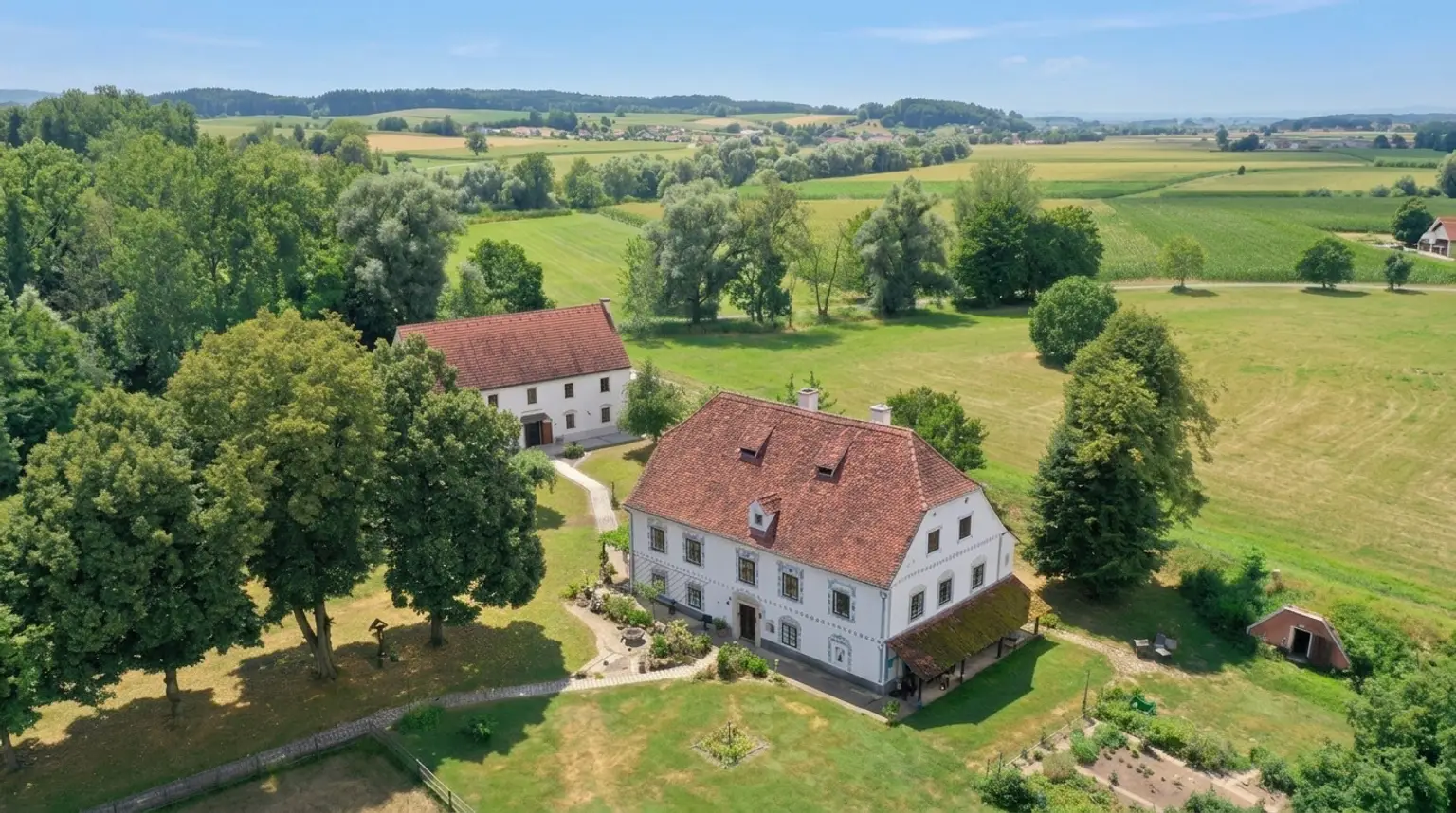 Historisches Anwesen I Herrenhaus I Reitstall I 10 Hektar Grund I Nähe Graz
