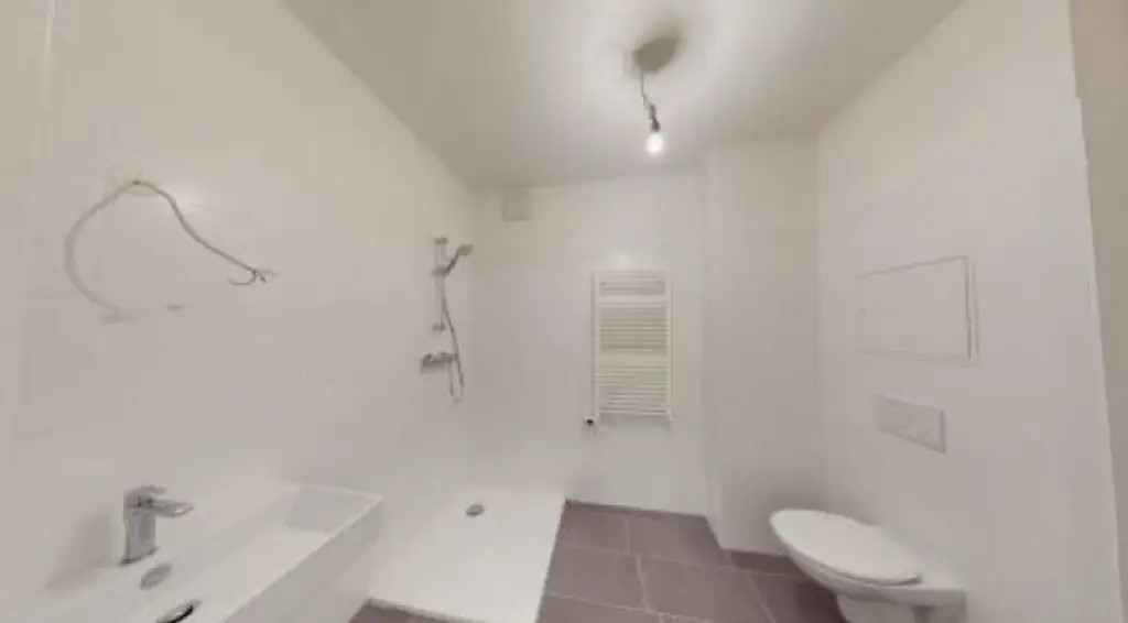 2 Zimmer - Gartenwohnung für Eigennutzer oder Anleger nahe Kirschblütenpark / Kagran !