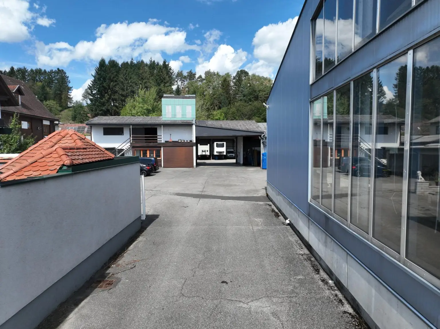 Einfahrt zum Innenhof