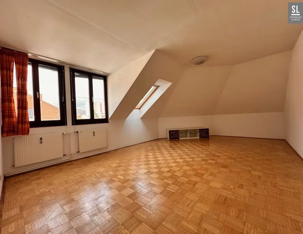 Anleger aufgepasst - ruhige 100m² Wohnung zu einem günstigen Preis - keine Investition erforderlich - 3 getrennt begehbare Räume - 6 Rad-Min zur FH Joanneum