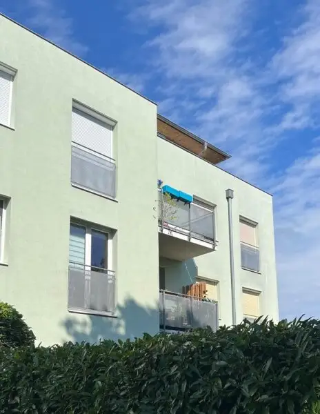 Helle 2-Zimmer-Wohnung mit Balkon & TG-Platz