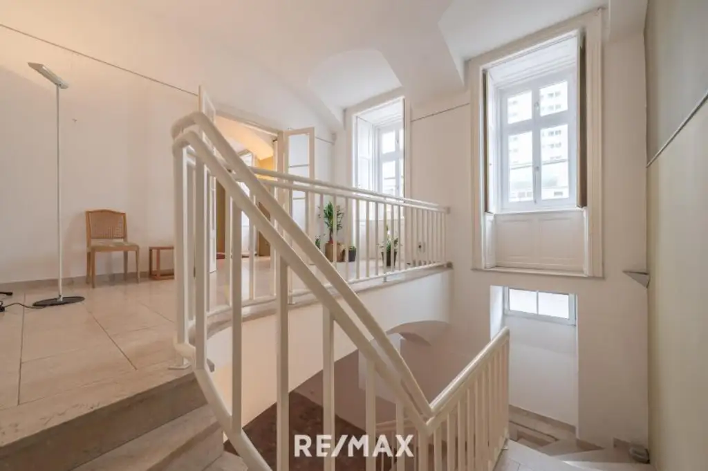 Renoviertes Altbaubüro | repräsentative Adresse und Räumlichkeiten | sensationelle Lage Am Heumarkt