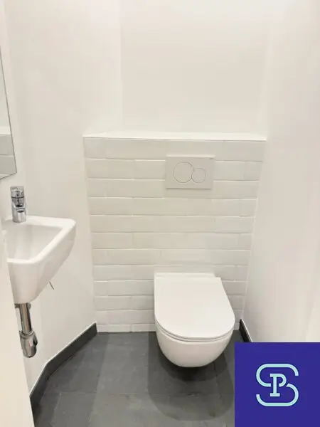 Erstbezug: 112m² Altbau mit 4 Zimmern und Einbauküche am Franziskanerplatz - 1010 Wien