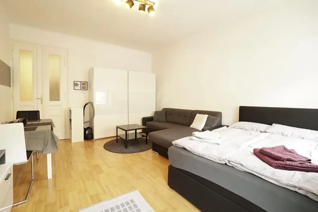 ALLES INKLUSIVE VOLLMÖBLIERT - Zwischenmiete 02.01.-31.03.2026 (3M.) Single-/Pärchenwohnung