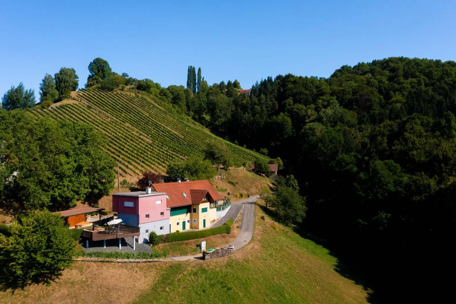 "Privates Paradies mit Panorama – 5 Hektar Freiheit & ein Zuhause zum Verlieben"
