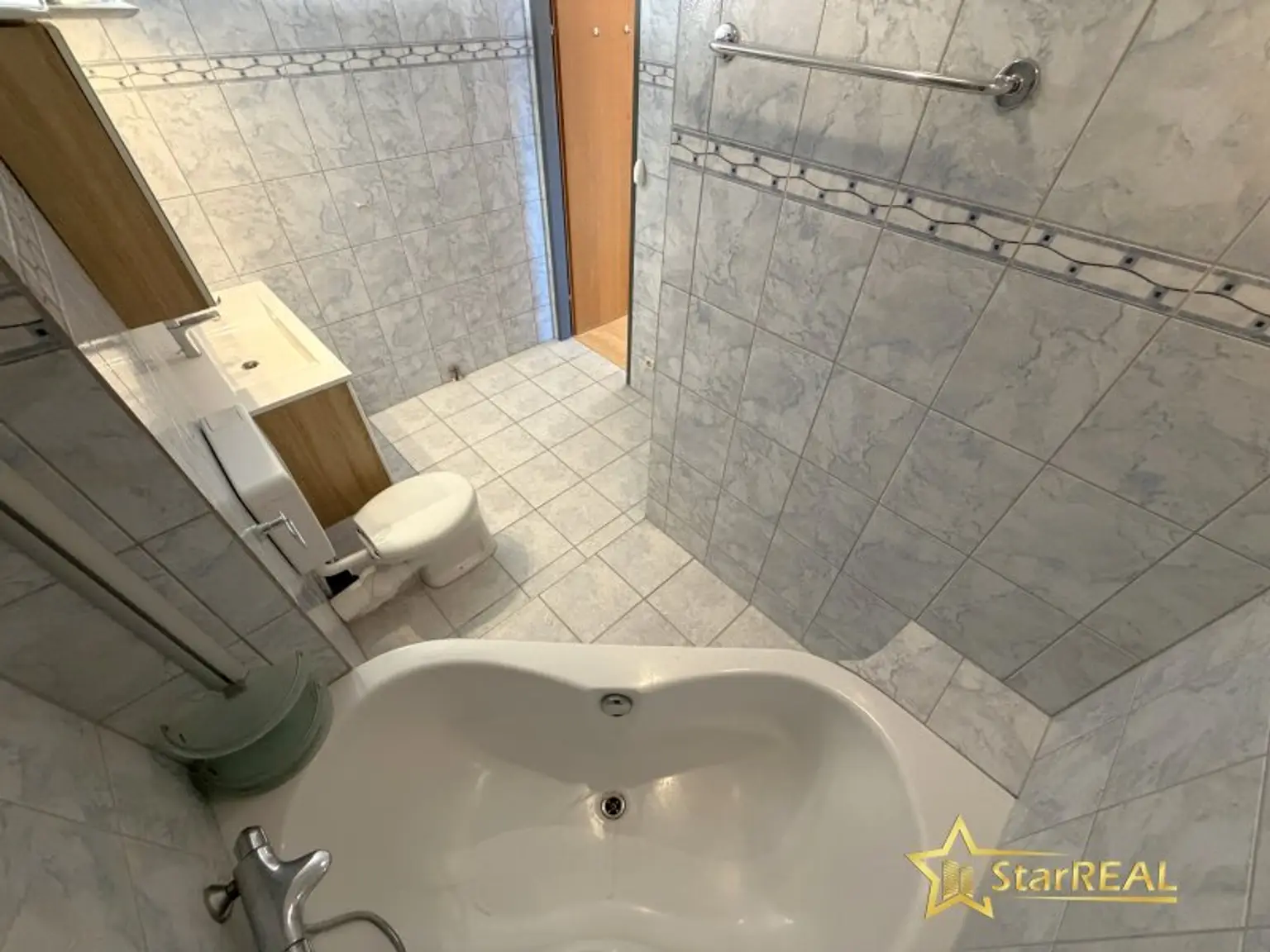 Badezimmer 2