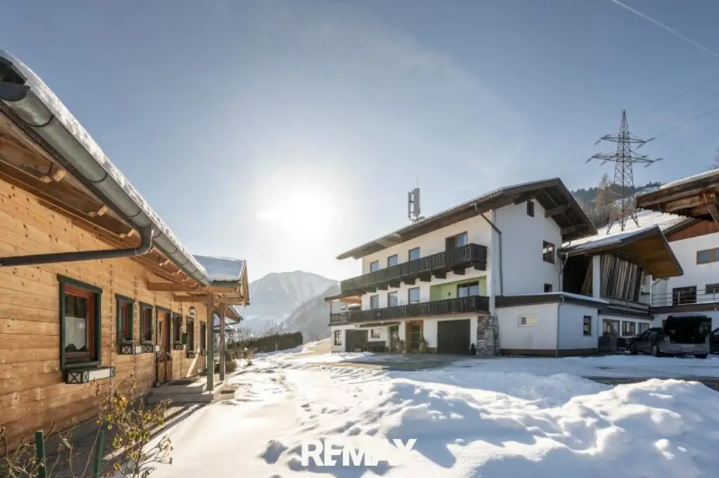 "Landwirtschaft mit Tischlerei in St. Johann im Pongau"
