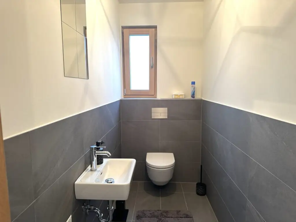 Wunderschöne & vollmöblierte 2-Zimmerwohnung in absoluter Ruhelage mit schönem Ausblick von großer Terrasse - en suite Badezimmer inklusive
