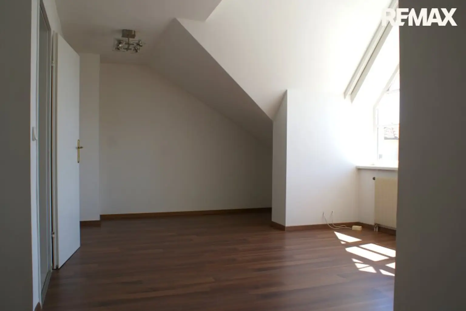 200m² Wohnfläche mit privatem Seezugang auf Pachtgrund in Neudörfl!