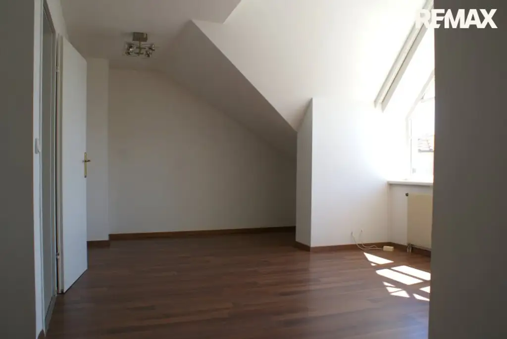 200m² Wohnfläche mit privatem Seezugang auf Pachtgrund in Neudörfl!