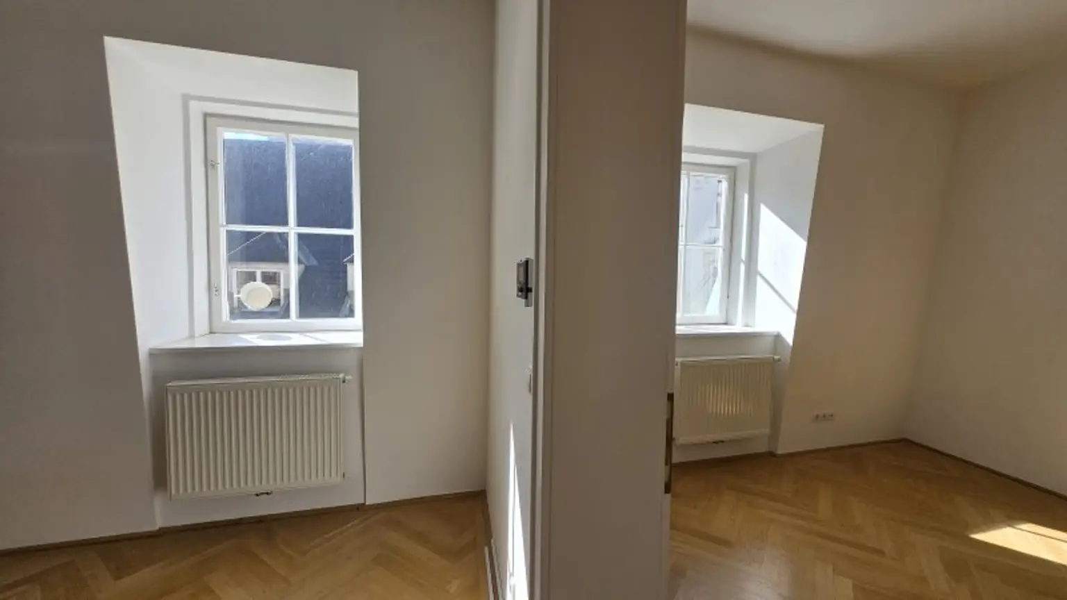 Cityapartment: "First class on the last floor" - Sonnige 2-Zimmer-Wohnung mit Topausstattung
