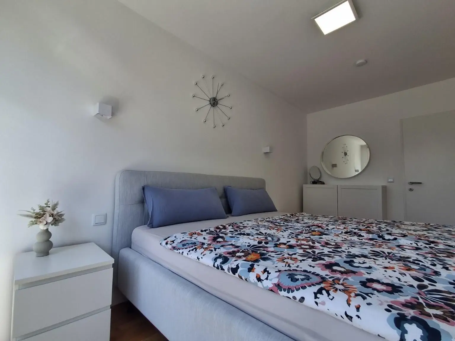 4 Schlafzimmer ETW 1220