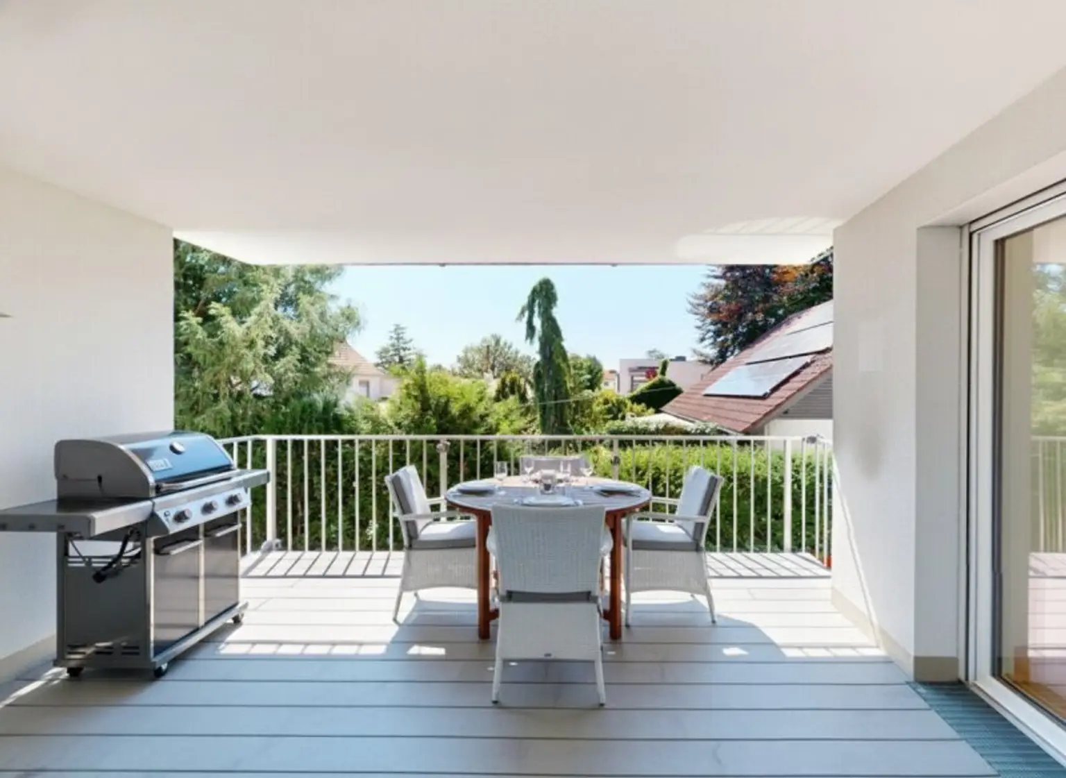 Wer es wirklich entspannt bevorzugt: Terrasse, himmlische Ruhe und Blick ins Grüne! Fußnähe U1!