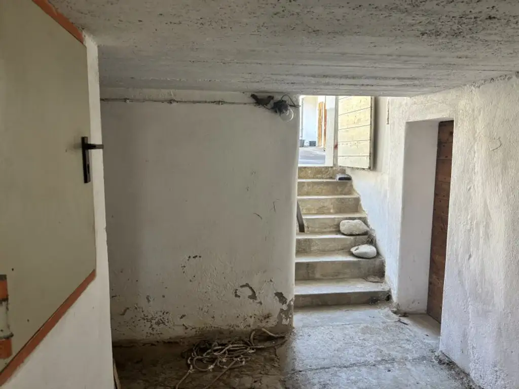 ** CHARMANTES ORIGINAL **  Olbendorf - gepflegter Vierkanthof in Ortslage mit ca. 1470 m2 Eigengrund !!
