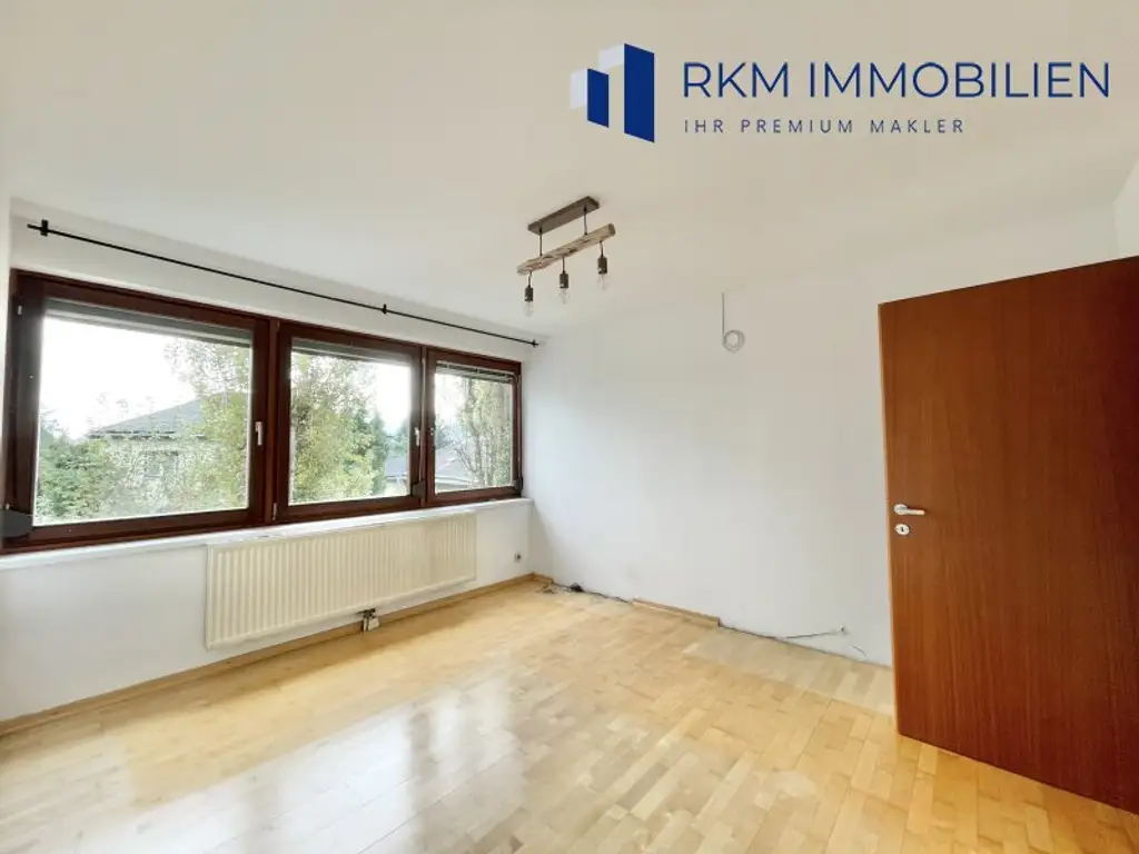 Ruhige helle 3-Zimmer-Wohnung mit Loggia