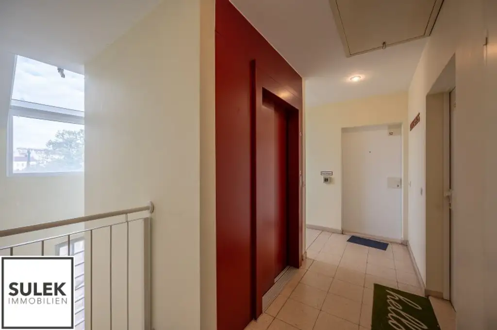 ** ab sofort; einzigartige 3 Zimmer Maisonette Dachgeschoss Wohnung // Nähe Johann-Nepomuk-Vogl-Platz // Währing **