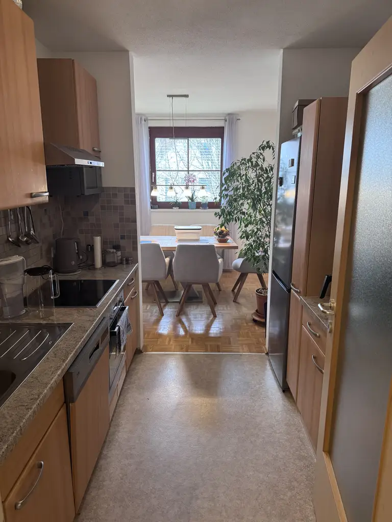 Attraktive 3-Zi-Wohnung mit Loggia und Tiefgarage nähe des Zentrums von Spittal an der Drau!