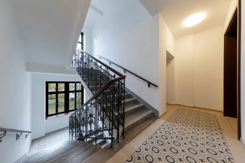 ERSTBEZUG ! Exklusives Wohnprojekt in historischem Gebäude (Top 14)